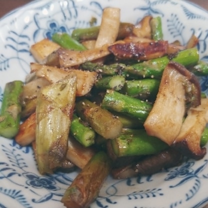 めちゃくちゃ簡単なのに、なんとなく豪華ですね⭐朝ご飯にしました。体が野菜を欲していたので(^^)